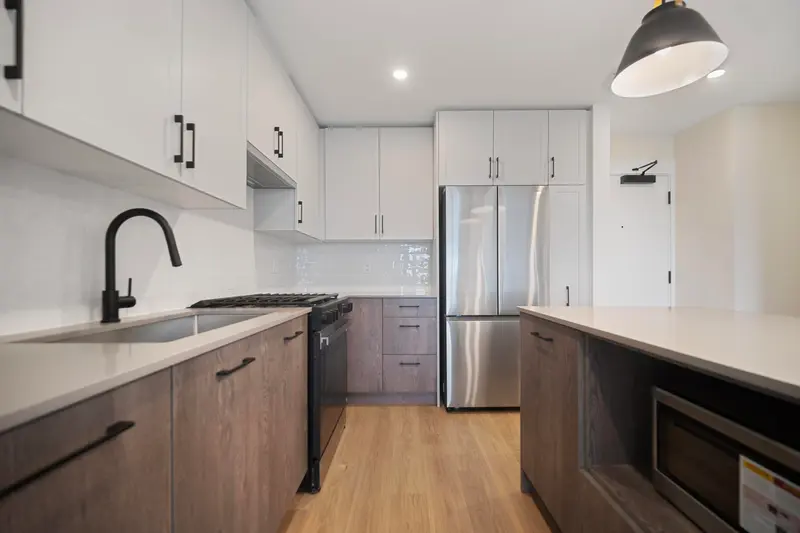 503 27215 ALDERGROVE TOWN CENTRE DRIVE - photo 4 of 25