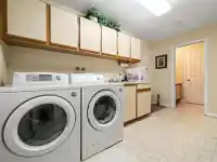 13383 14A AVENUE - thumbnail 17