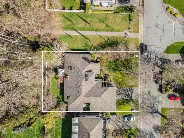13383 14A AVENUE - photo 4 of 18