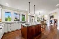 13385 23 AVENUE - thumbnail 9