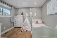 960 160B STREET - thumbnail 22
