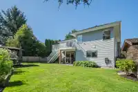 960 160B STREET - thumbnail 36
