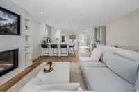 960 160B STREET - thumbnail 8