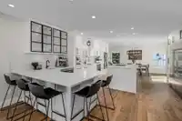 960 160B STREET - thumbnail 9