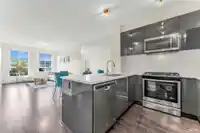 313 15137 33 AVENUE - thumbnail 8
