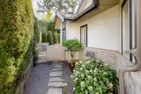 22 3387 KING GEORGE BOULEVARD - thumbnail 33