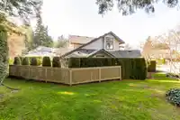 22 3387 KING GEORGE BOULEVARD - thumbnail 37