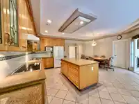 2485 148A STREET - thumbnail 14