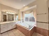 2485 148A STREET - thumbnail 25