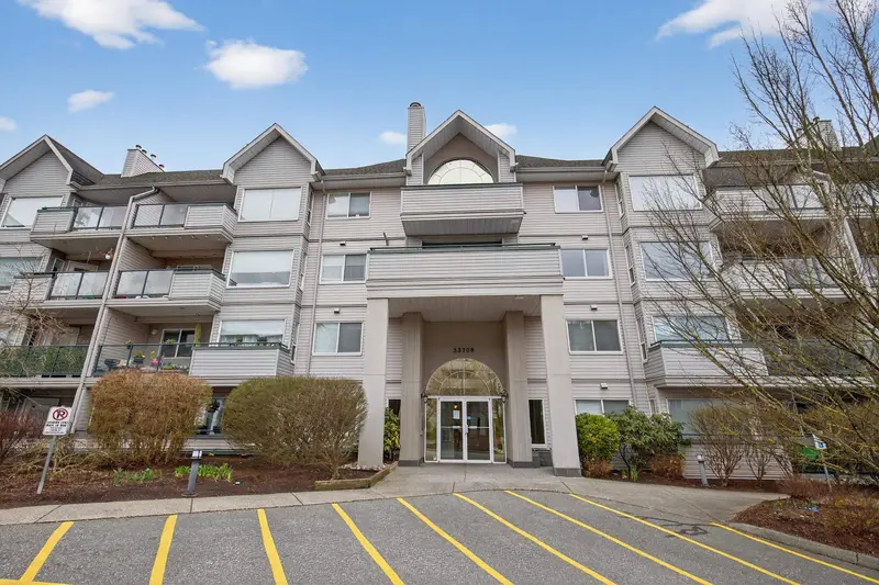 107 33708 KING ROAD - photo 3 of 25