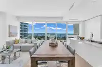 1106 1500 MARTIN STREET - thumbnail 1