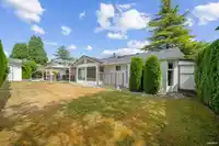 1691 143B STREET - thumbnail 23