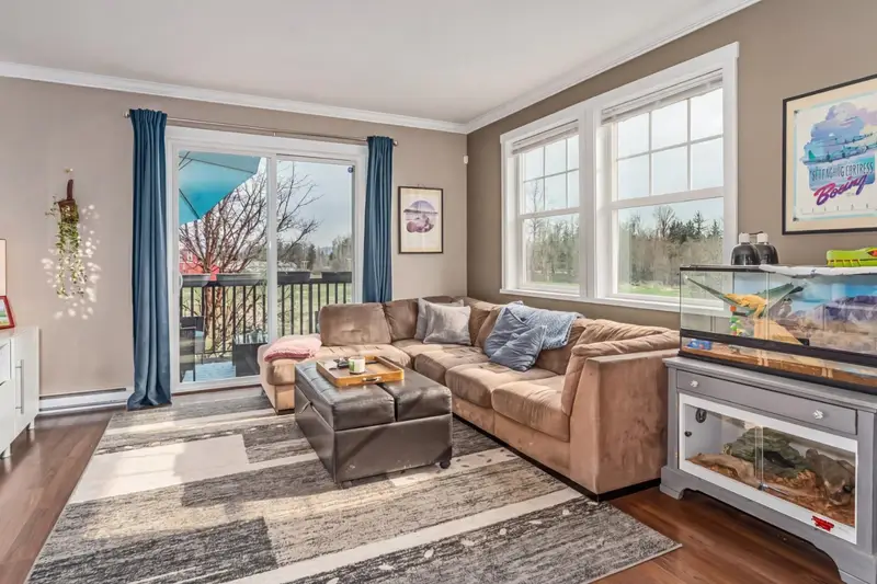 35 7348 192A STREET - photo 2 of 25