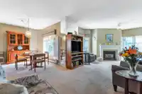 712 1442 FOSTER STREET - thumbnail 2