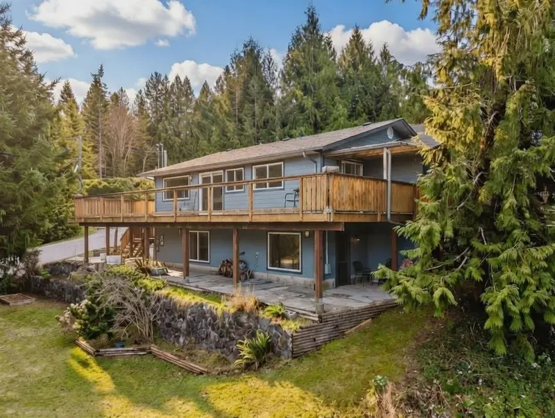 5808 SKOOKUMCHUK ROAD - photo 2 of 25