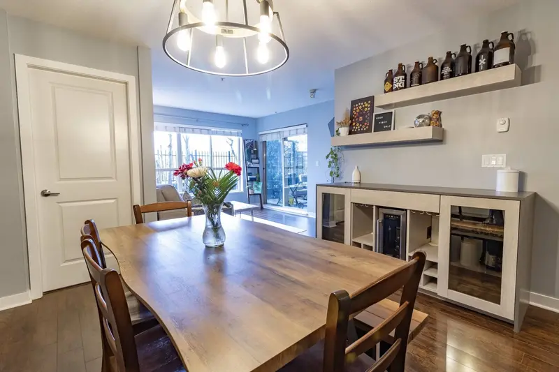 C111 8929 202 STREET - photo 2 of 25