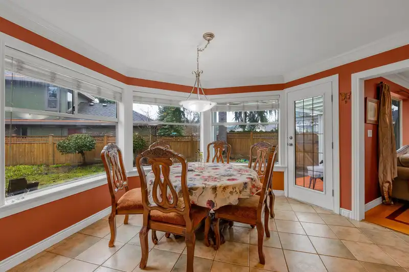 2443 150 STREET - photo 4 of 25