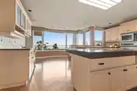301 15050 PROSPECT AVENUE - thumbnail 7
