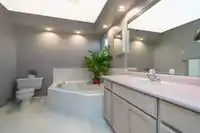 1035 KING GEORGE BOULEVARD - thumbnail 31