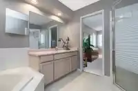 1035 KING GEORGE BOULEVARD - thumbnail 32