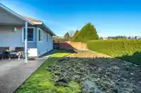 1035 KING GEORGE BOULEVARD - thumbnail 36