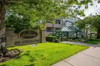 313 1576 MERKLIN STREET - thumbnail 1