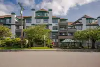 313 1576 MERKLIN STREET - thumbnail 3