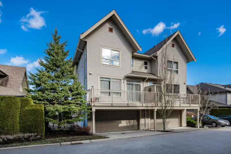 99 2738 158 STREET - photo 1 of 40