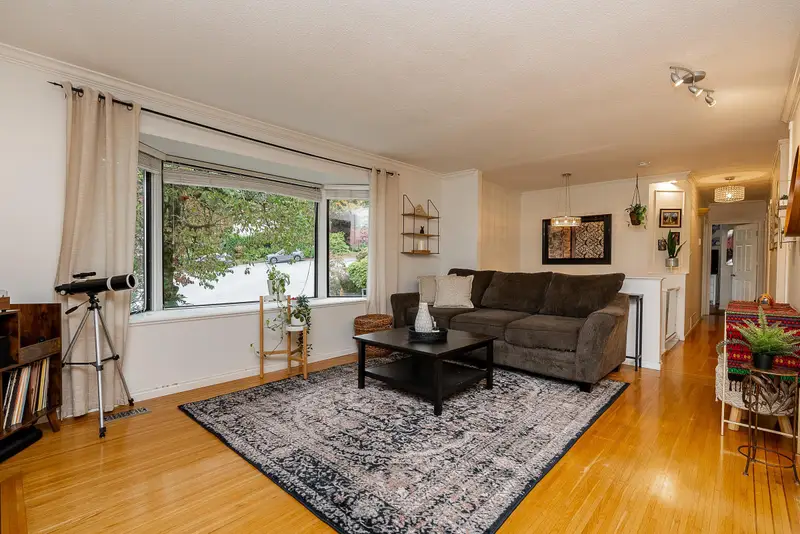 2988 FLEET STREET - photo 3 of 25