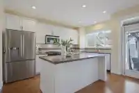 321 172A STREET - thumbnail 4