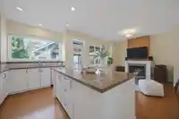 321 172A STREET - thumbnail 5