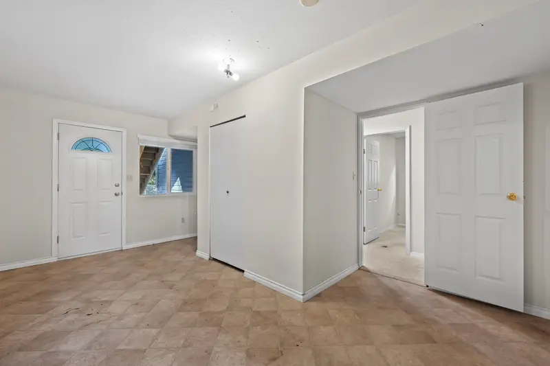 4125 LYNN VALLEY ROAD - photo 2 of 25