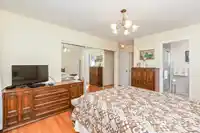1059 163 STREET - thumbnail 18
