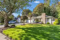1059 163 STREET - thumbnail 3