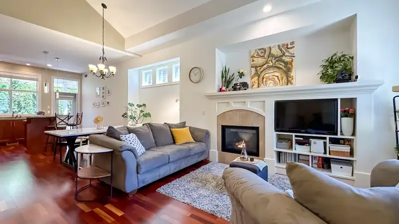 53 14655 32 AVENUE - photo 2 of 31