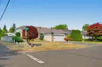 16407 11A AVENUE - thumbnail 3