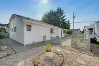 16407 11A AVENUE - thumbnail 34