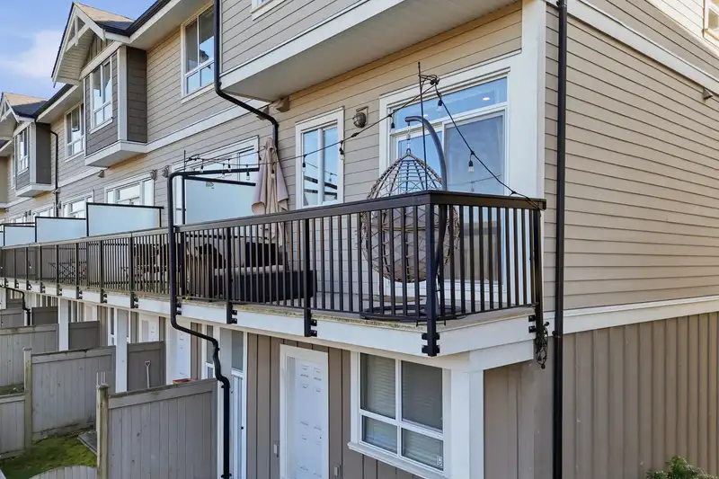 40 2955 156 STREET - photo 2 of 32