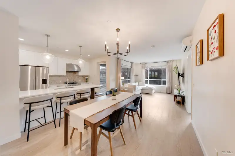 102 33540 MAYFAIR AVENUE - photo 3 of 25