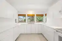 1785 140A STREET - thumbnail 10
