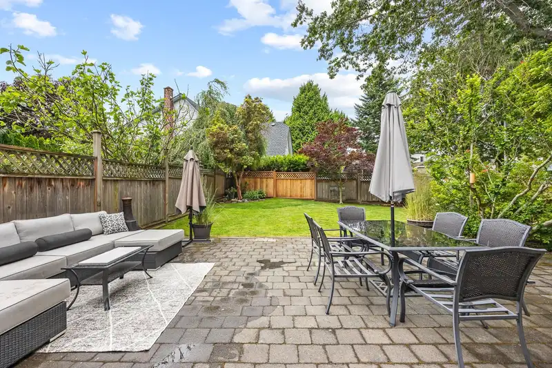 1929 155 STREET - photo 4 of 40
