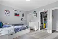 2768 162A STREET - thumbnail 24