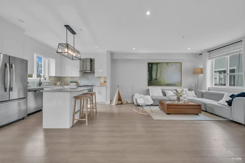 34 20856 76 AVENUE - photo 3 of 25