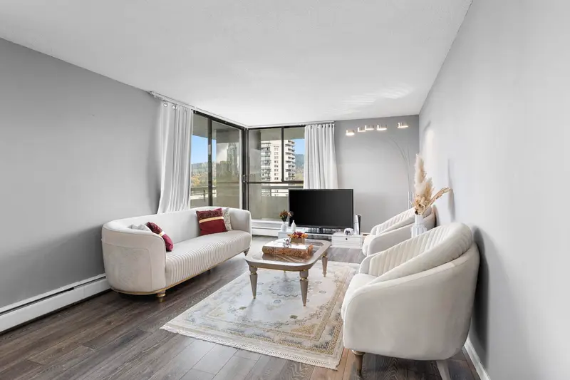 1605 3737 BARTLETT COURT - photo 4 of 25