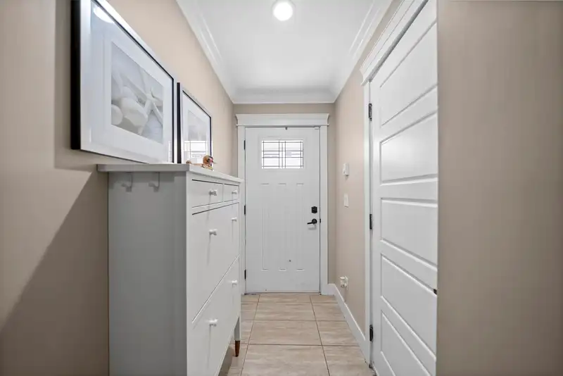 17 17171 2B AVENUE - photo 2 of 34
