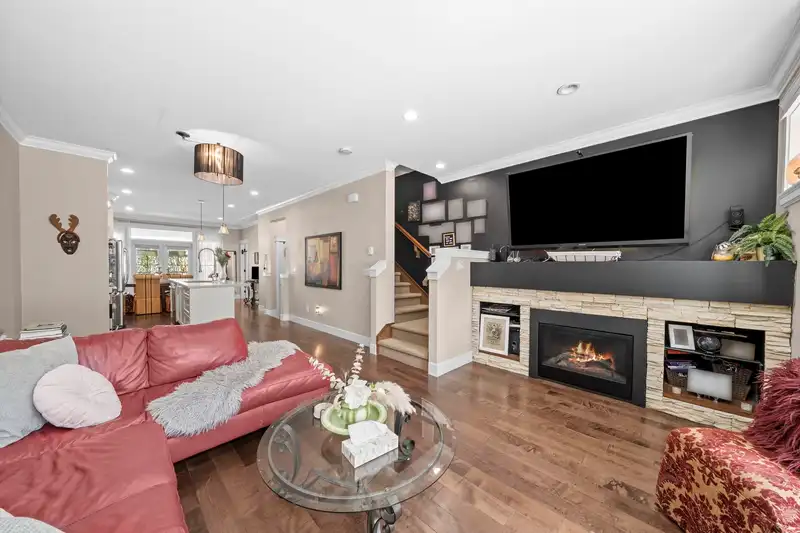 17 17171 2B AVENUE - photo 3 of 34