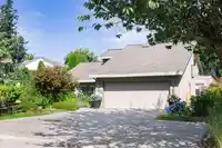 880 164A STREET - thumbnail 1