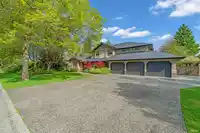 13271 20A AVENUE - thumbnail 1