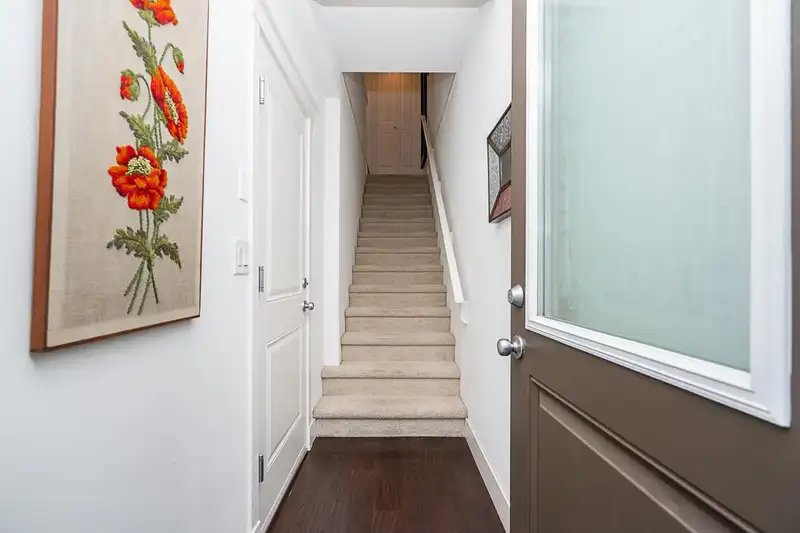 15 15405 31 AVENUE - photo 3 of 20