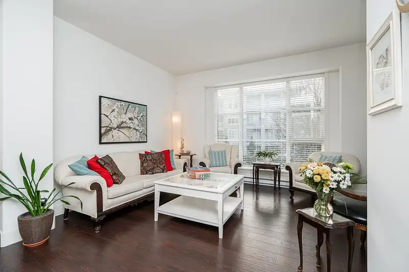 15 15405 31 AVENUE - photo 4 of 20